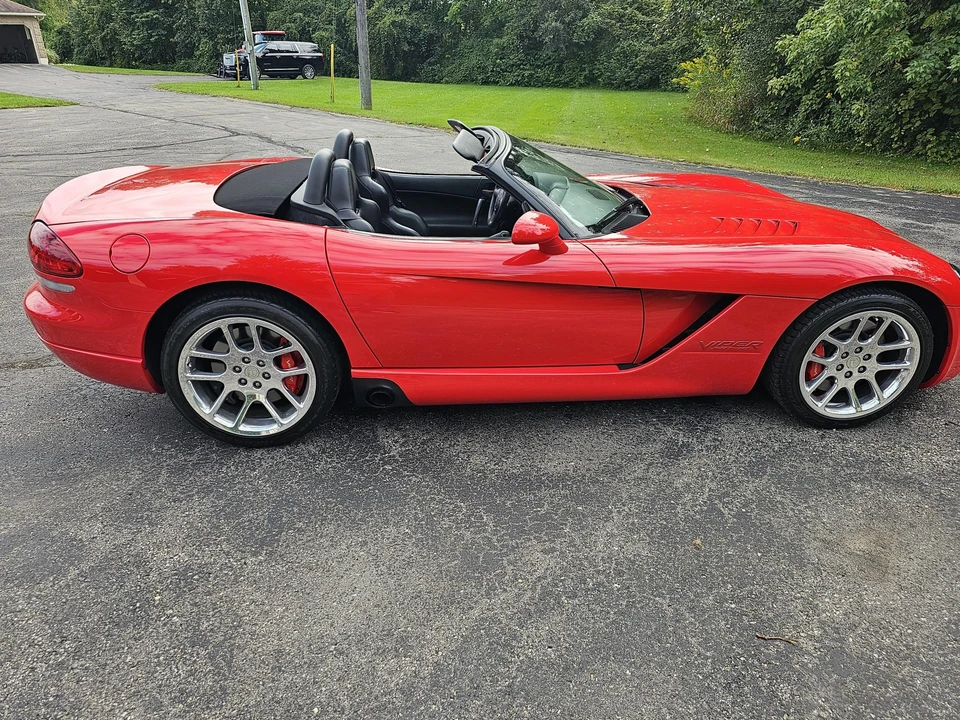 2004 Dodge Viper 3rd Gen - Image 6 of 31