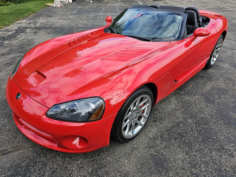 2004 Dodge Viper 3rd Gen - Image 2 of 31