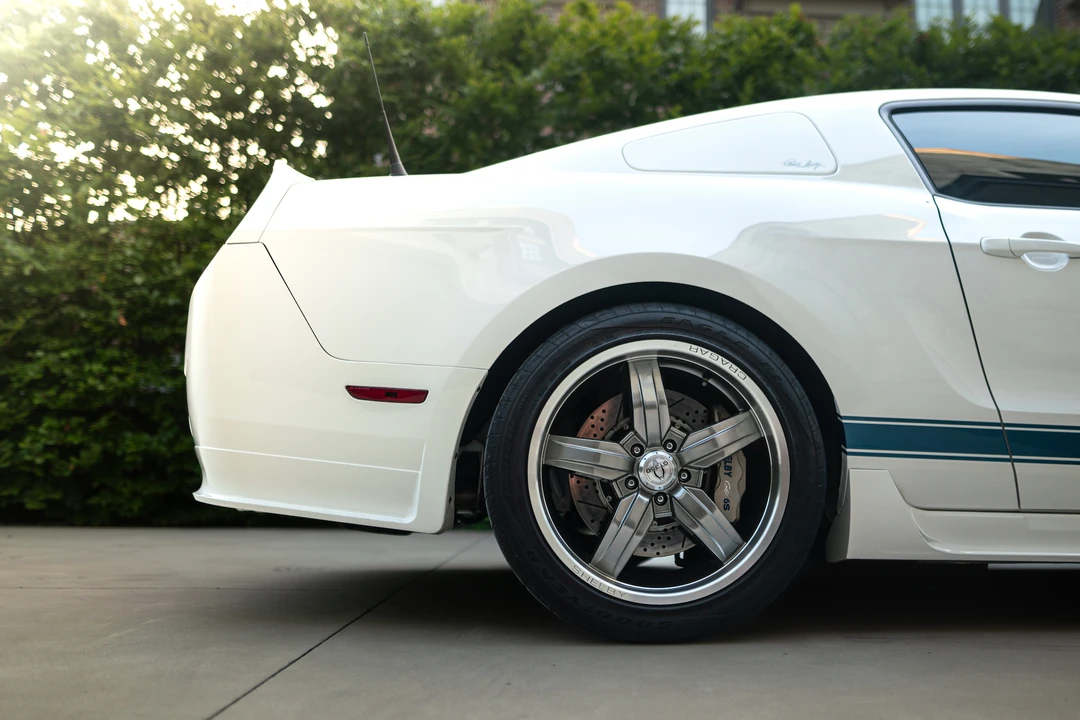 2011 Ford S197 II Shelby Mustang GT350 - Image 28 of 31