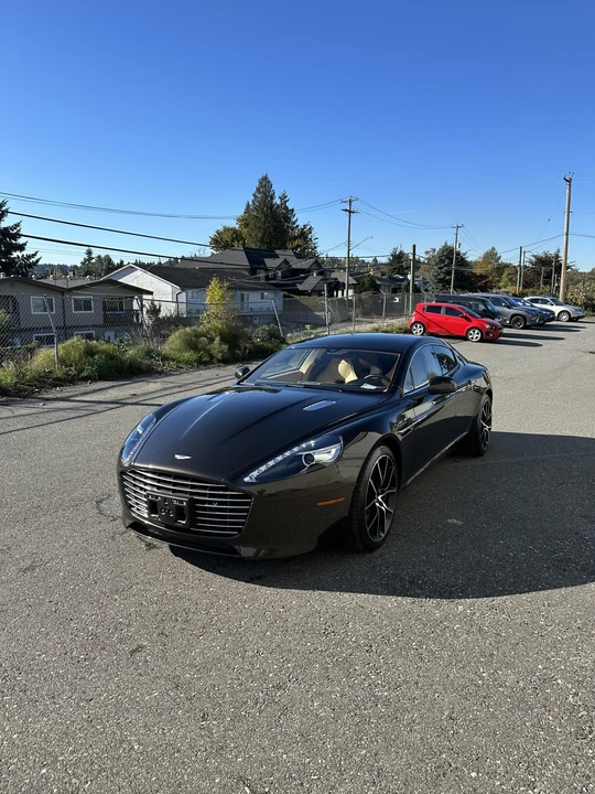 2014 Aston Martin Rapide - Image 2 of 31