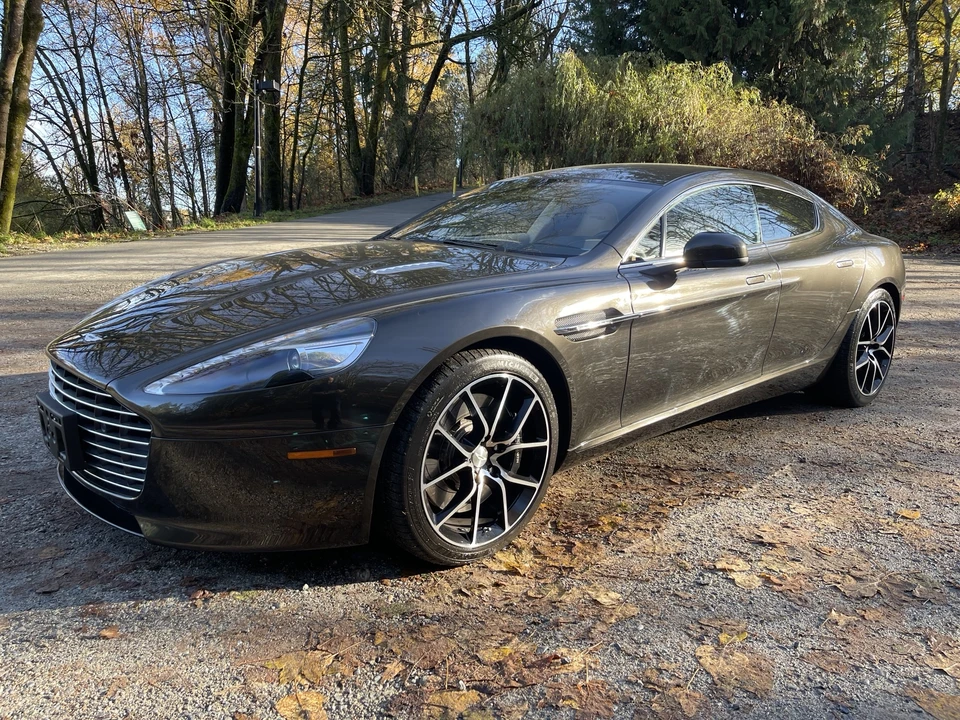 2014 Aston Martin Rapide - Image 2 of 31