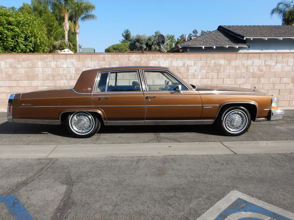 1981 Cadillac Fleetwood - Image 12 of 31