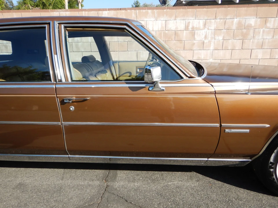 1981 Cadillac Fleetwood - Image 26 of 31