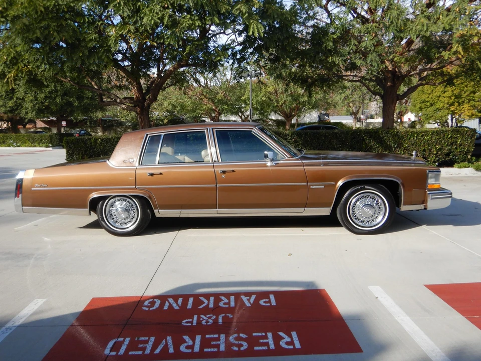 1981 Cadillac Fleetwood - Image 13 of 31