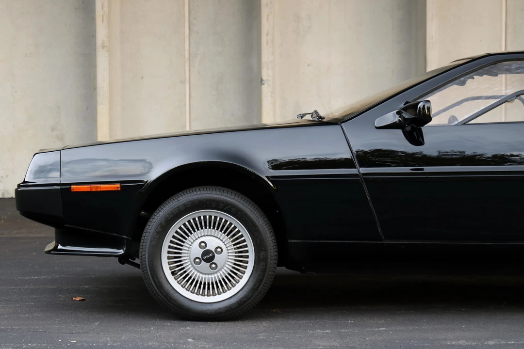 1981 DeLorean DMC-12 - Image 30 of 31