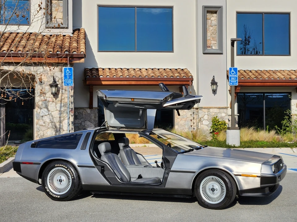 1981 DeLorean DMC-12 - Image 29 of 31