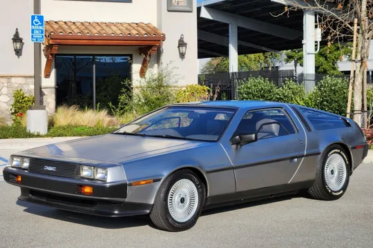 1981 DeLorean DMC-12