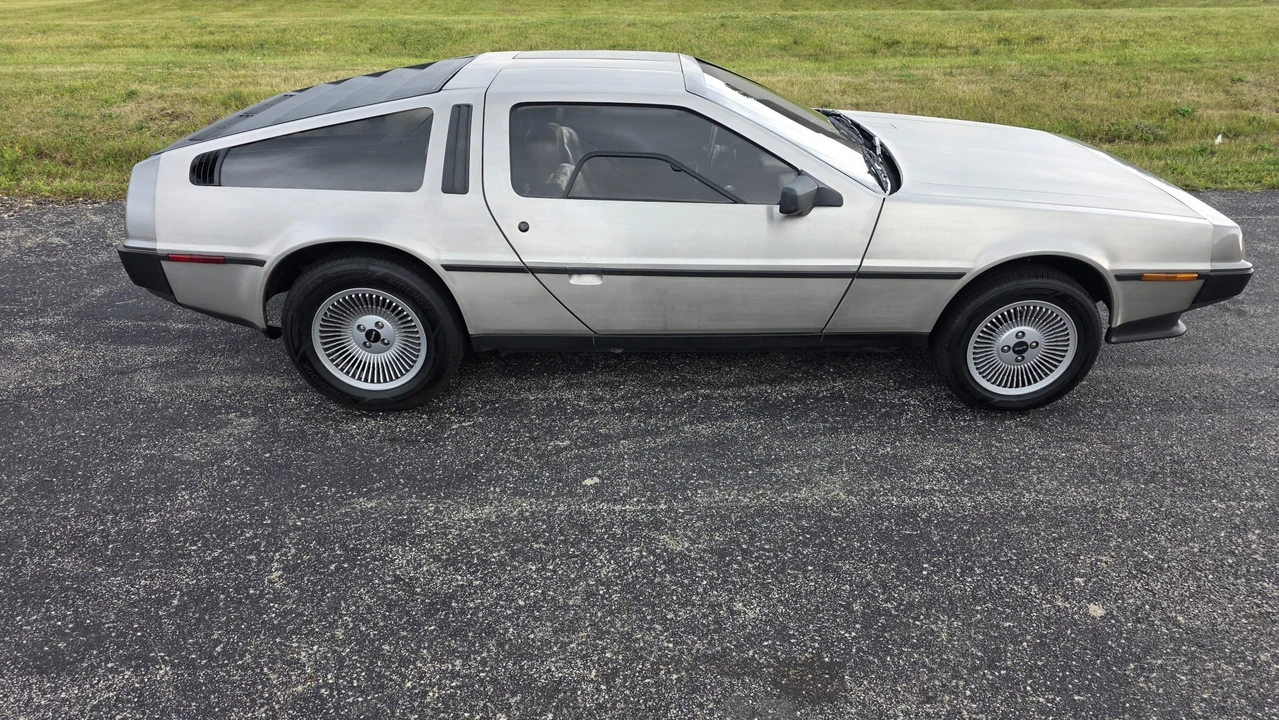 1981 DeLorean DMC-12 - Image 15 of 31