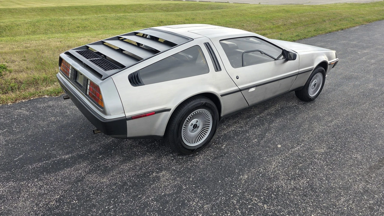 1981 DeLorean DMC-12 - Image 18 of 31