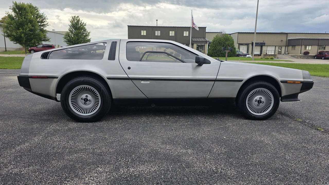 1981 DeLorean DMC-12 - Image 16 of 31