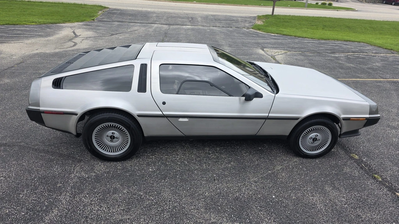 1981 DeLorean DMC-12 - Image 17 of 31