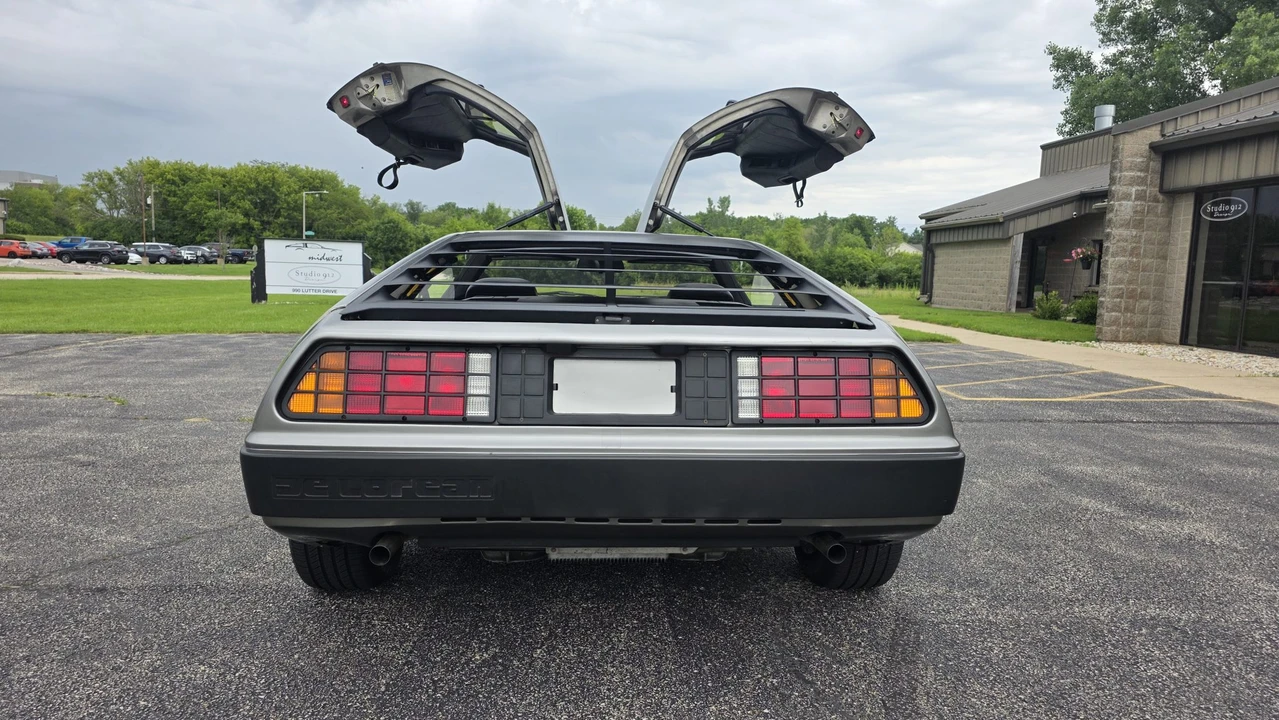 1981 DeLorean DMC-12 - Image 27 of 31