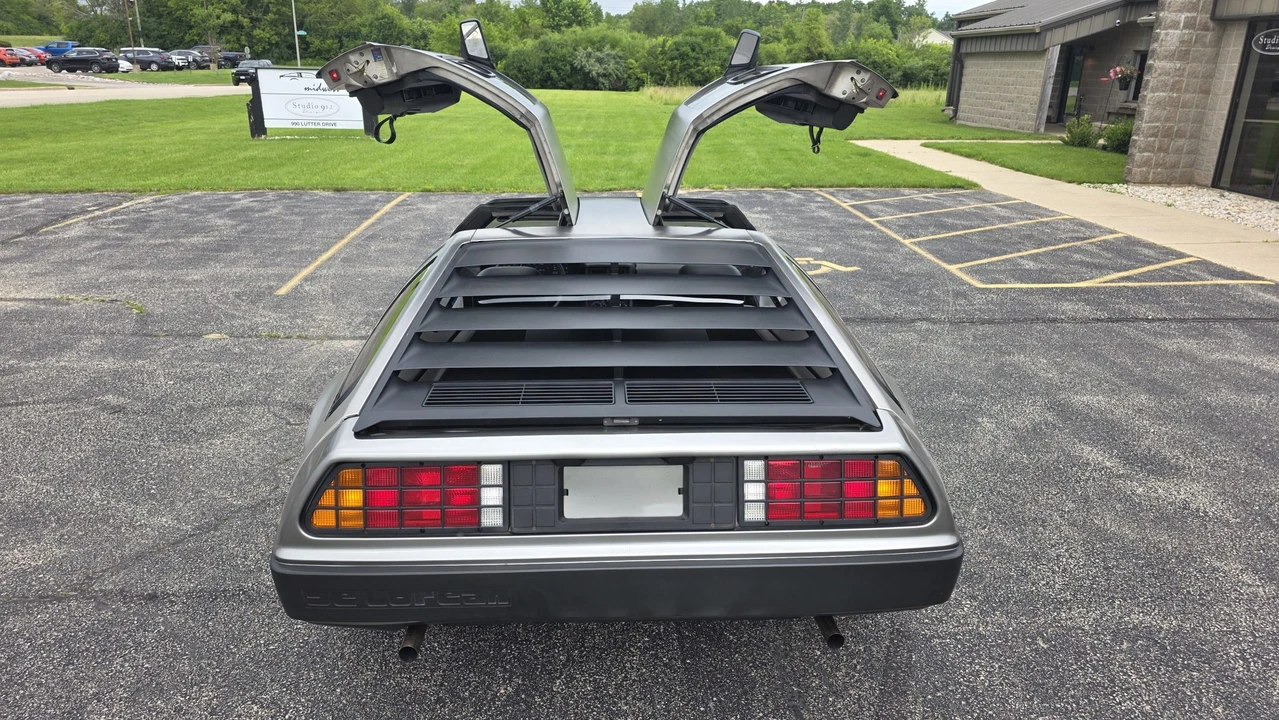 1981 DeLorean DMC-12 - Image 28 of 31