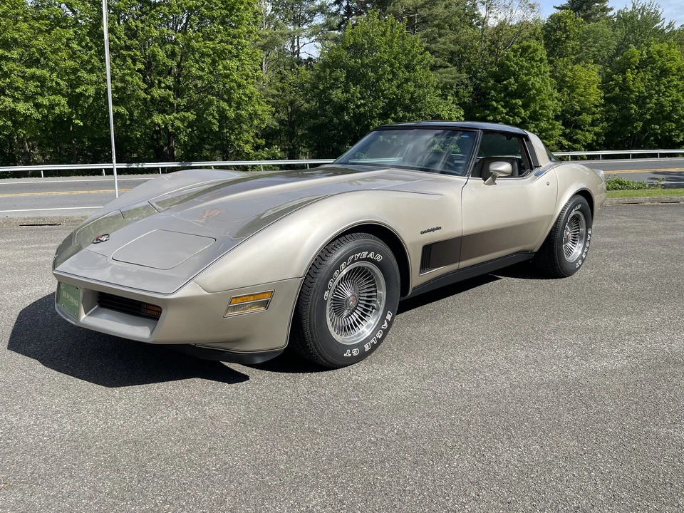 1982 Chevrolet Corvette C3 - Image 2 of 31