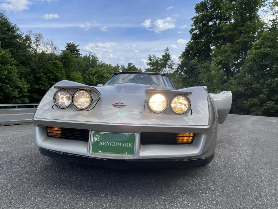 1982 Chevrolet Corvette C3 - Image 10 of 31