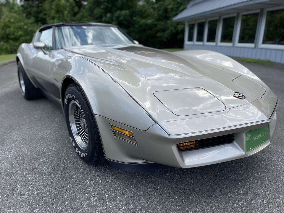 1982 Chevrolet Corvette C3 - Image 13 of 31