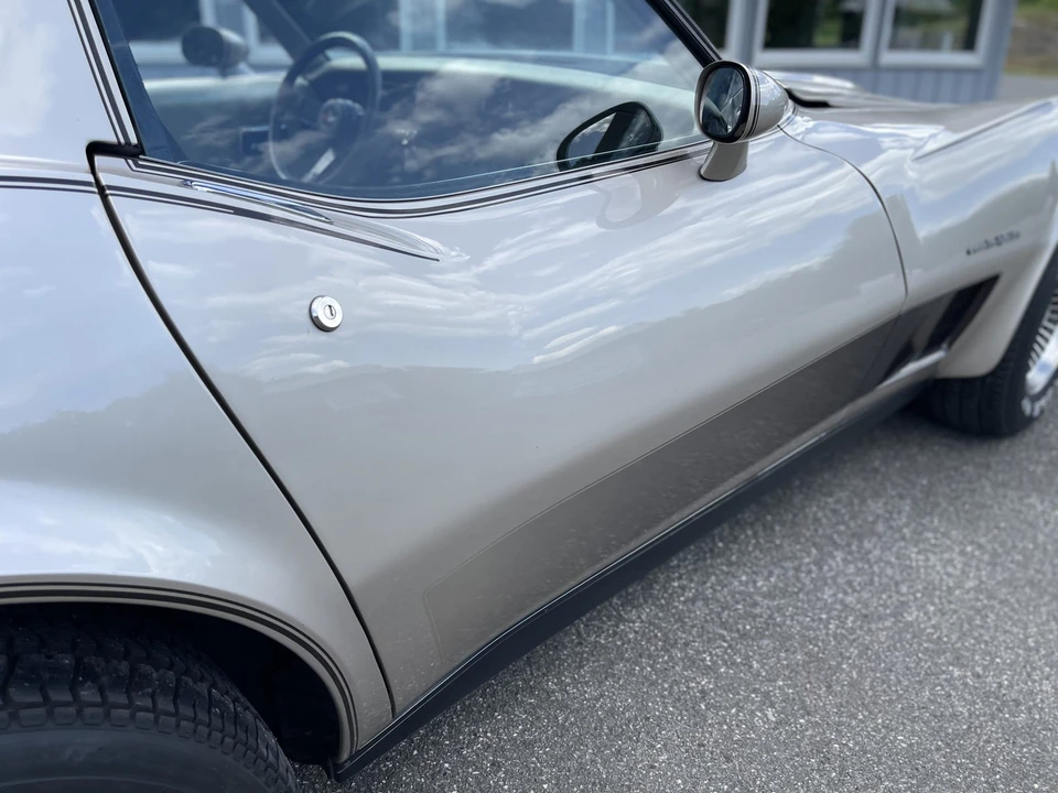 1982 Chevrolet Corvette C3 - Image 15 of 31