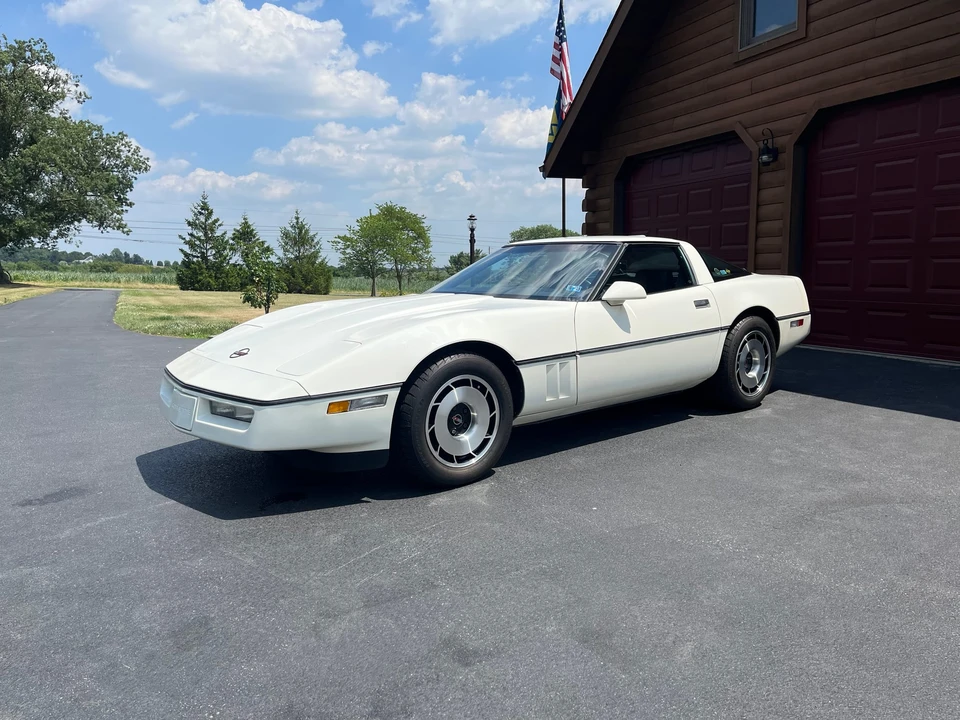 1984 Chevrolet Corvette C4 - Image 9 of 31