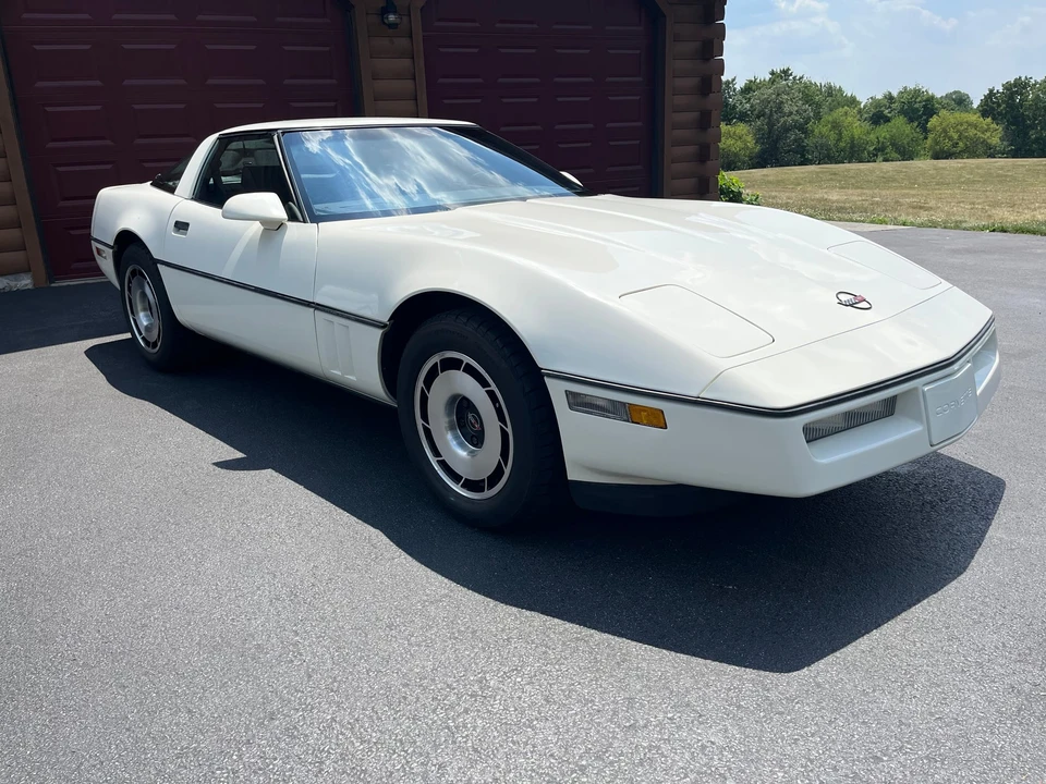 1984 Chevrolet Corvette C4 - Image 3 of 31