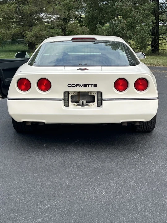 1984 Chevrolet Corvette C4 - Image 11 of 31