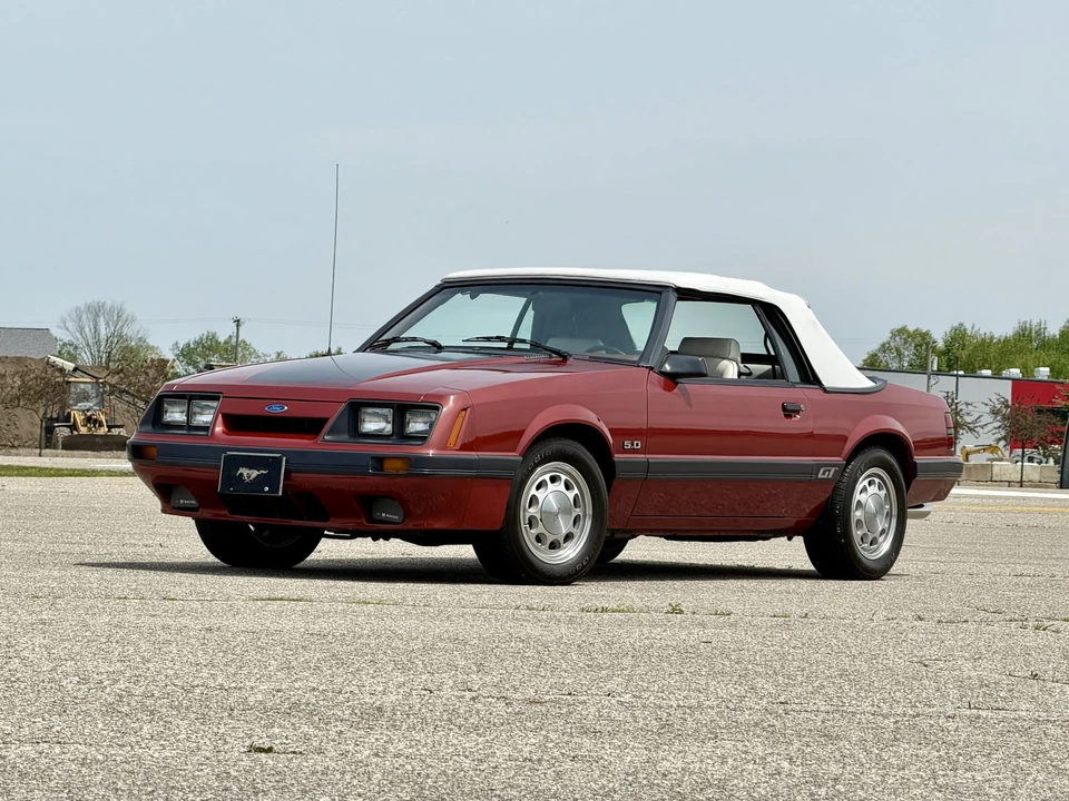1985 Ford Mustang GT 3rd Gen - Image 10 of 31