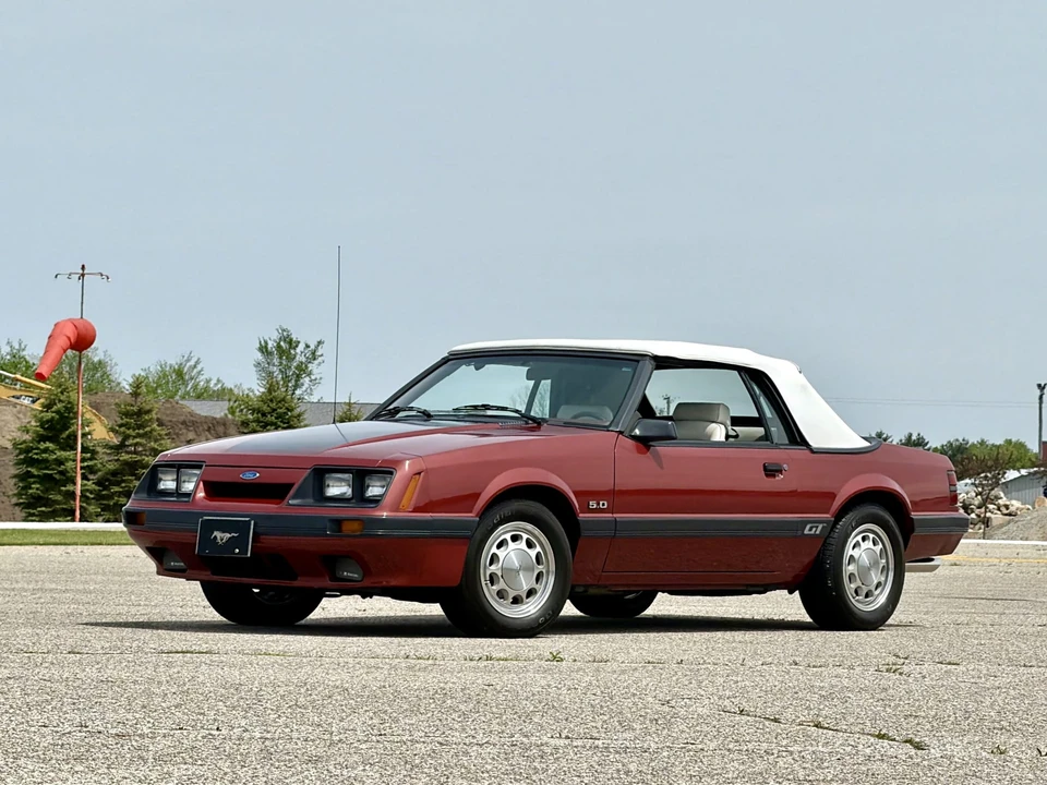 1985 Ford Mustang GT 3rd Gen - Image 11 of 31