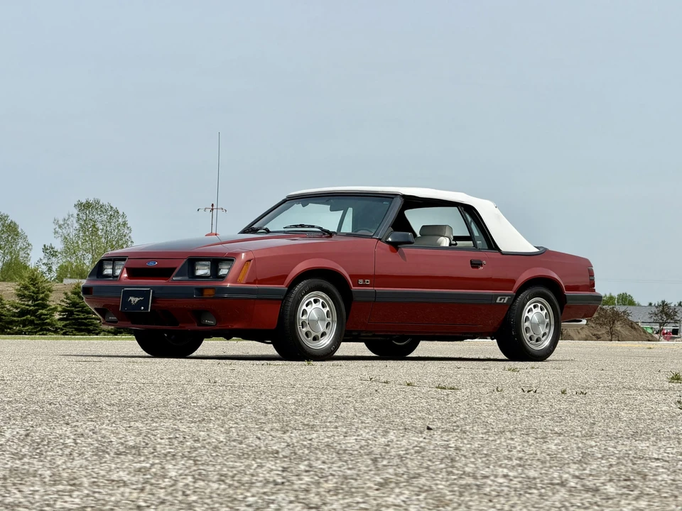 1985 Ford Mustang GT 3rd Gen - Image 9 of 31