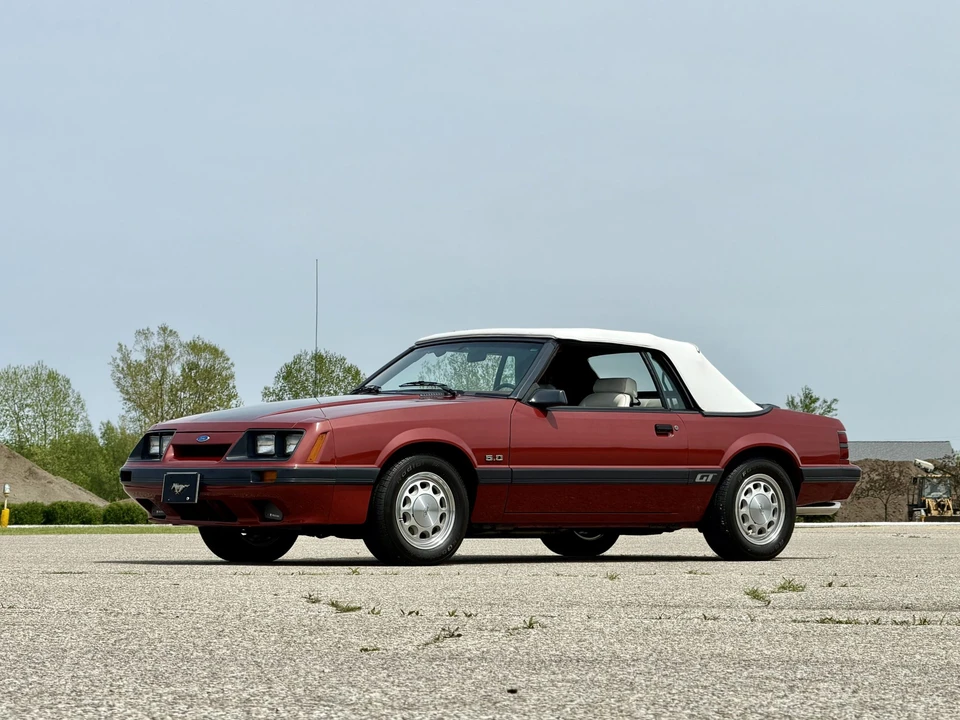 1985 Ford Mustang GT 3rd Gen - Image 12 of 31