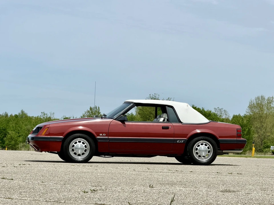 1985 Ford Mustang GT 3rd Gen - Image 17 of 31