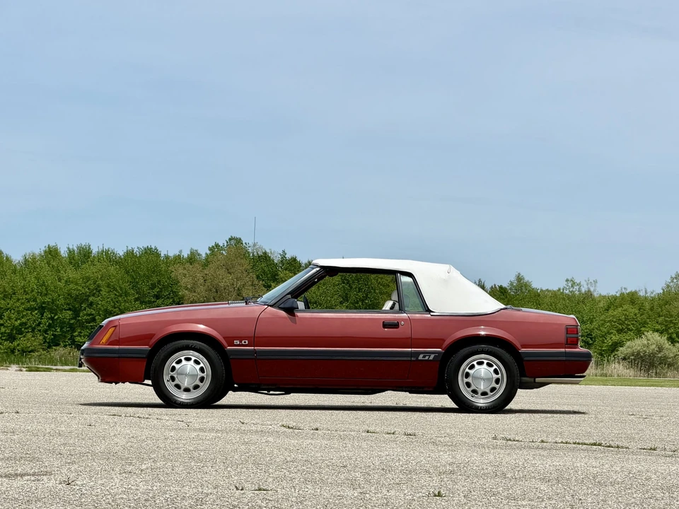 1985 Ford Mustang GT 3rd Gen - Image 16 of 31