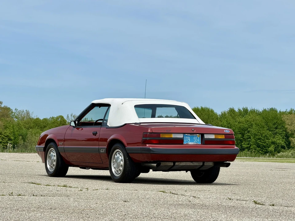 1985 Ford Mustang GT 3rd Gen - Image 26 of 31