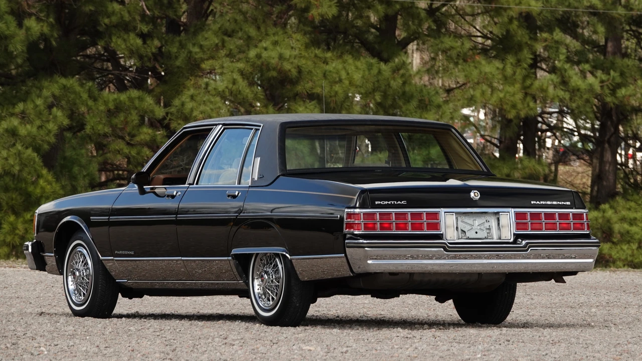 1985 Pontiac Parisienne - Image 21 of 31