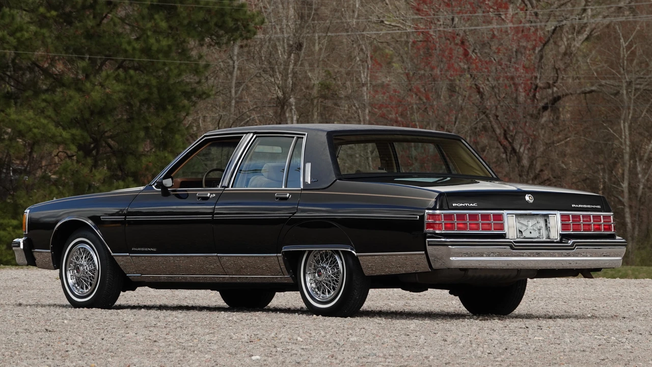 1985 Pontiac Parisienne - Image 19 of 31