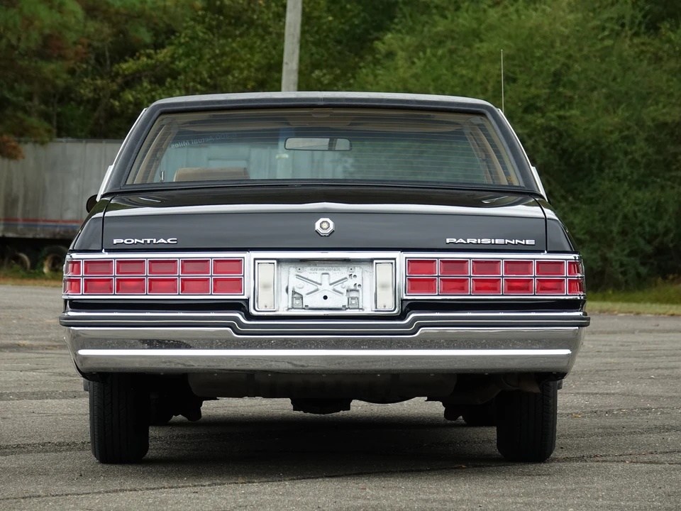 1985 Pontiac Parisienne - Image 22 of 31