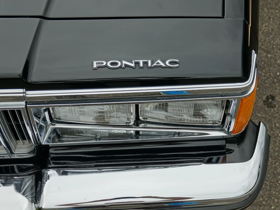 1985 Pontiac Parisienne - Image 24 of 31