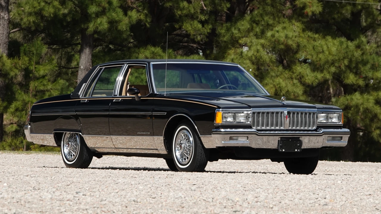 1985 Pontiac Parisienne - Image 18 of 31
