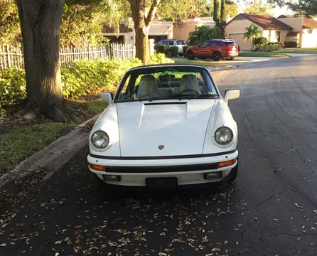 1986 Porsche 911 Carrera 3.2 - Image 4 of 31