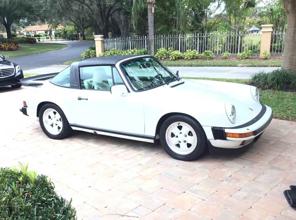 1986 Porsche 911 Carrera 3.2 - Image 8 of 31