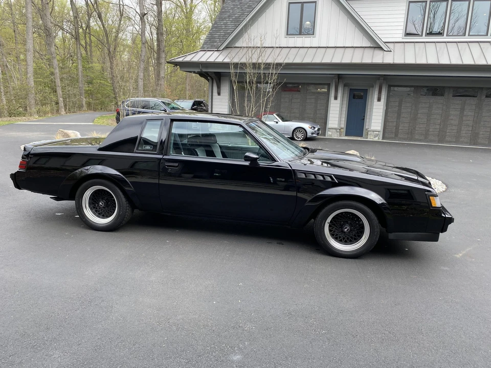 1987 Buick Grand National GNX - Image 24 of 31
