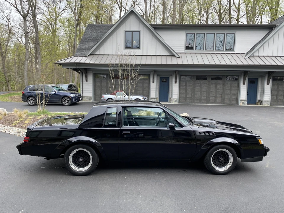 1987 Buick Grand National GNX - Image 28 of 31