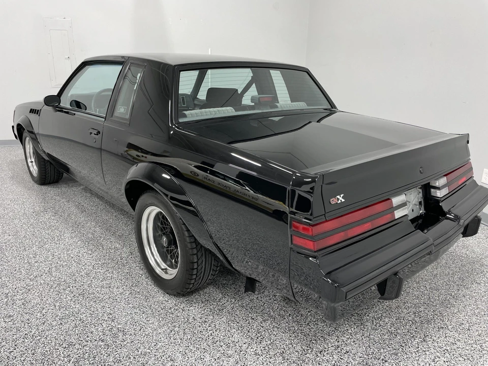 1987 Buick Grand National GNX - Image 5 of 31