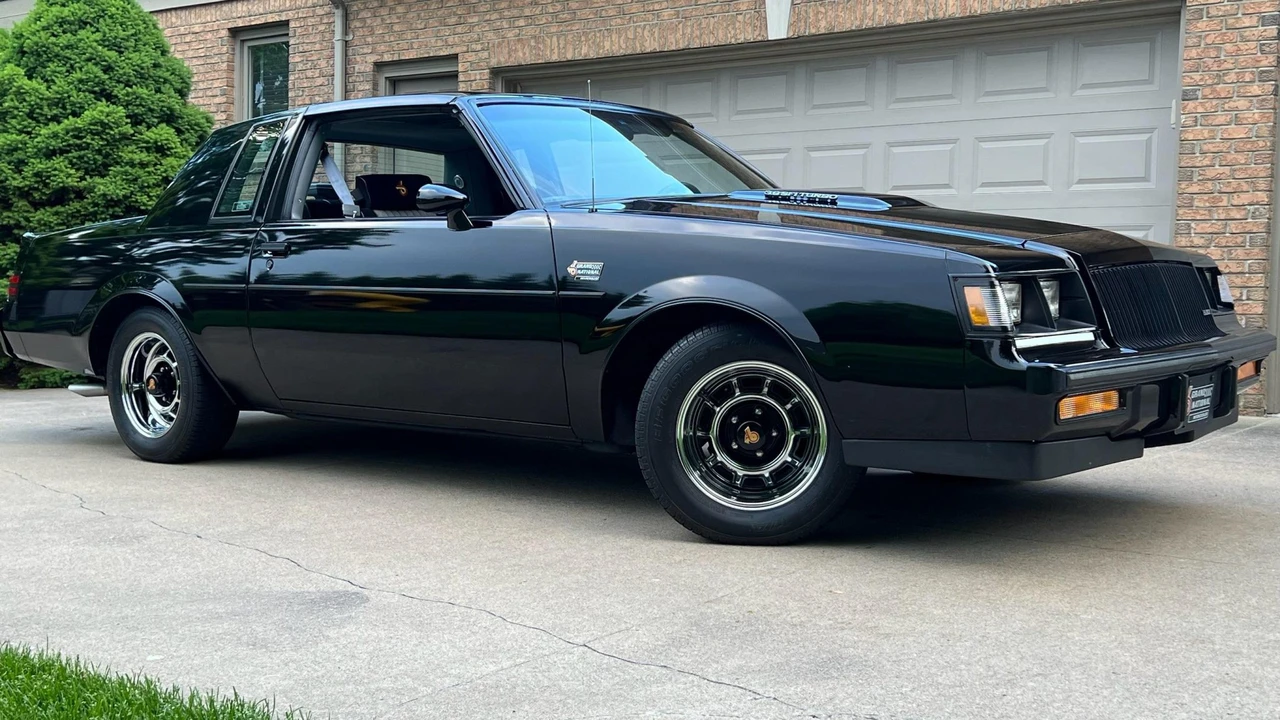 1987 Buick Grand National - Image 24 of 31