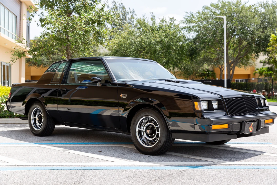 1987 Buick Grand National - Image 10 of 31