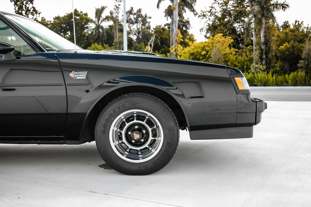 1987 Buick Grand National - Image 10 of 31