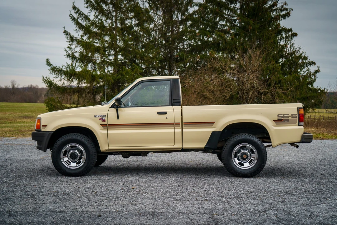 1987 Mazda B Series 4th Gen - Image 7 of 31