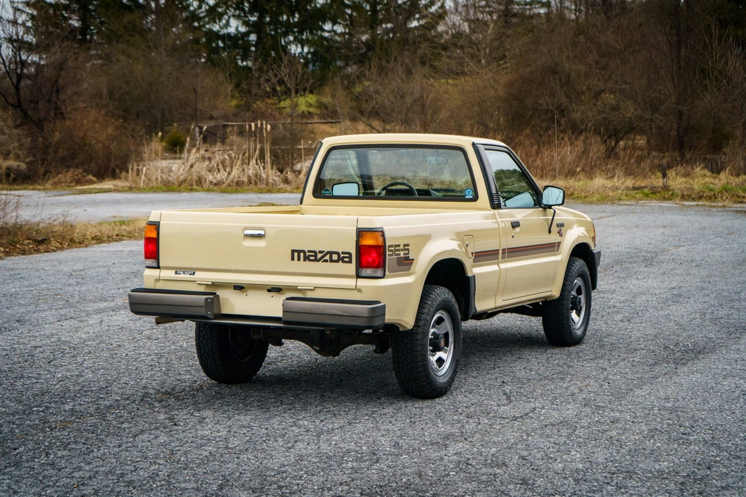1987 Mazda B Series 4th Gen - Image 14 of 31