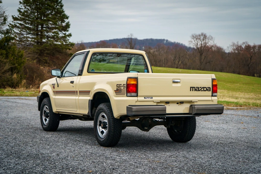 1987 Mazda B Series 4th Gen - Image 8 of 31