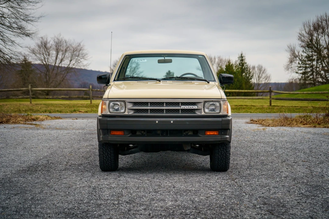 1987 Mazda B Series 4th Gen - Image 3 of 31