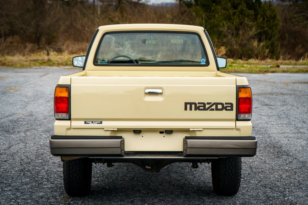 1987 Mazda B Series 4th Gen - Image 11 of 31