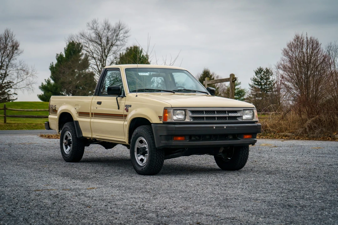 1987 Mazda B Series 4th Gen - Image 18 of 31